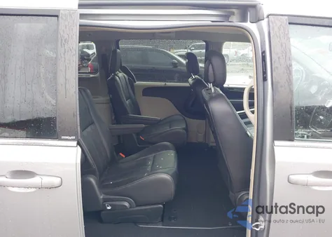 2014 Chrysler Town & Country Touring из США, поврежденный, VIN 2C4RC1BG0ER330233